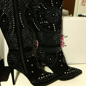 Olivia Miller High Heel Studded Boots. NIB. Sz 10